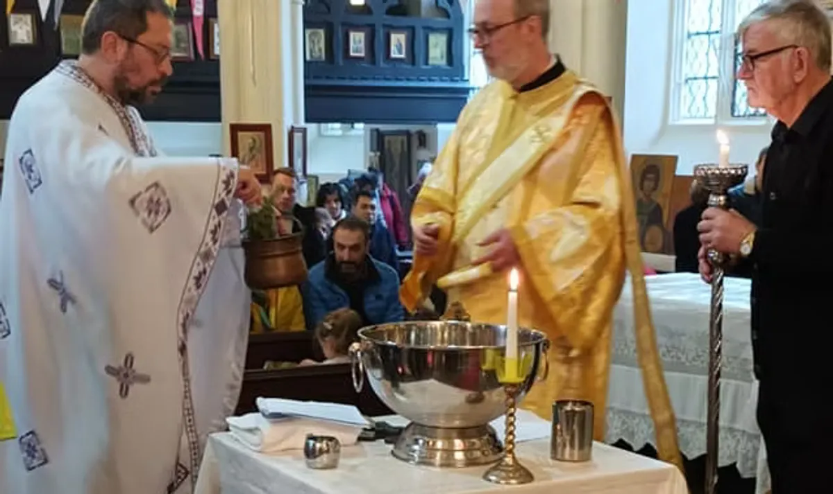 Serving the Divine Liturgy